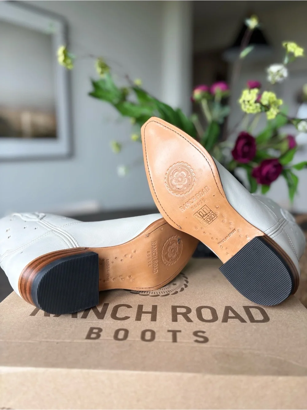 Ranch Road Presidio Short White Cream Star Western Cowgirl Cowboy Ankle Boots